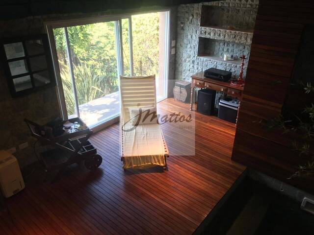 #16 - Casa para Venda em Santana de Parnaíba - SP