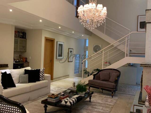 #35 - Casa para Venda em Santana de Parnaíba - SP