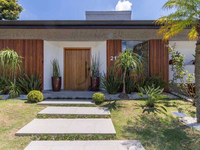 #50 - Casa para Venda em Santana de Parnaíba - SP