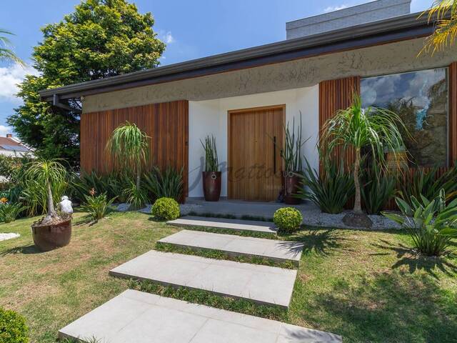 #50 - Casa para Venda em Santana de Parnaíba - SP