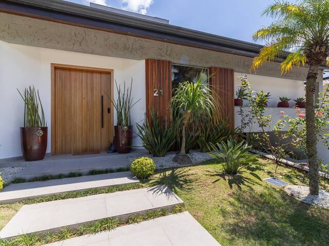 #50 - Casa para Venda em Santana de Parnaíba - SP