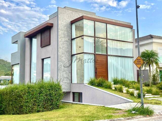 #59 - Casa para Venda em Santana de Parnaíba - SP