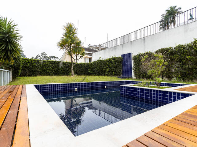 Casa para Venda em Santana de Parnaíba - 5