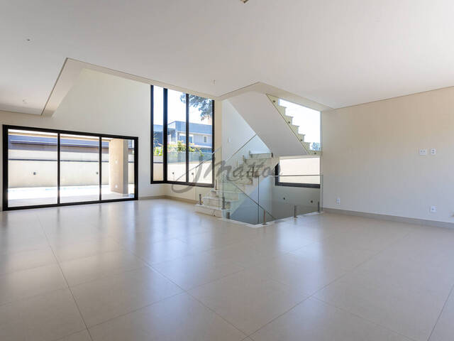 Casa para Venda em Santana de Parnaíba - 5