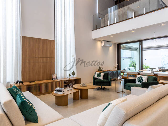Casa para Venda em Santana de Parnaíba - 4