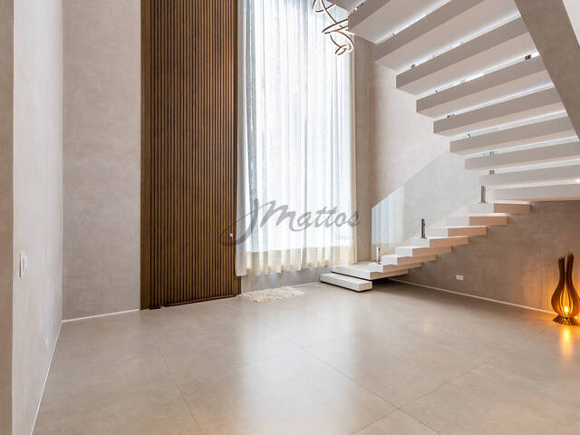 Casa para Venda em Santana de Parnaíba - 5