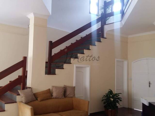 Casa para Venda em Santana de Parnaíba - 5