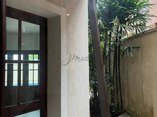Casa para Venda em Santana de Parnaíba - 5