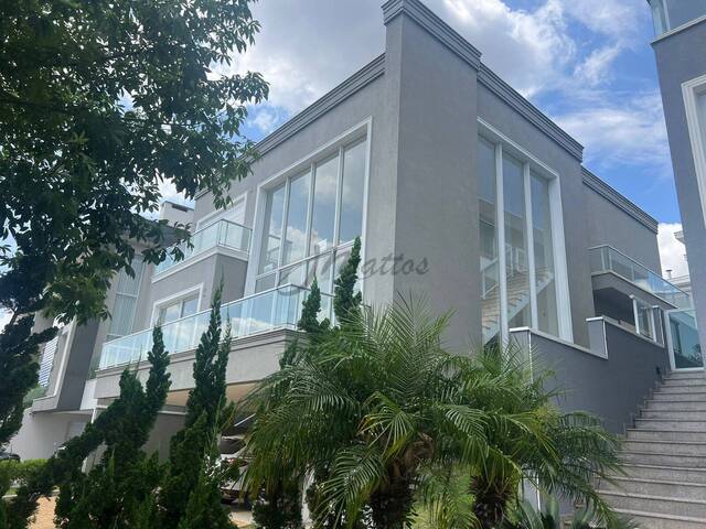 #107 - Casa para Venda em Santana de Parnaíba - SP
