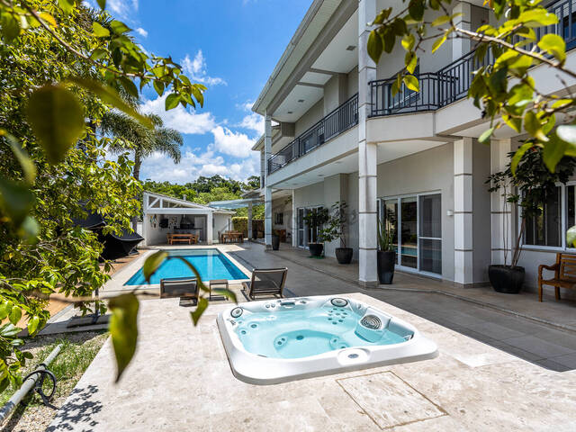 #110 - Casa para Venda em Santana de Parnaíba - SP