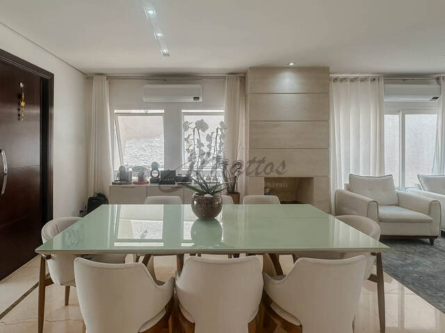 Casa para Venda em Santana de Parnaíba - 5