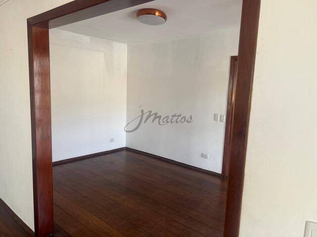 #126 - Casa para Venda em Santana de Parnaíba - SP - 3