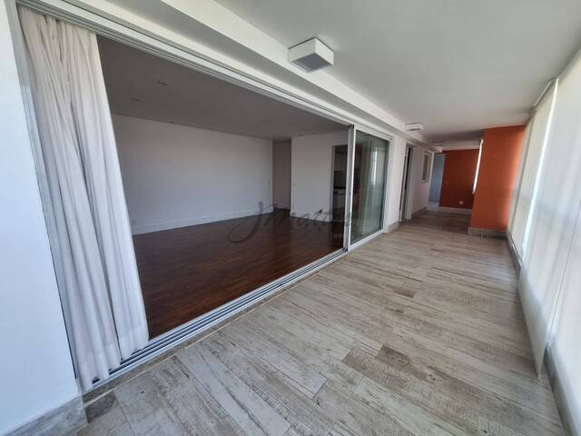 #137 - Apartamento para Locação em Barueri - SP