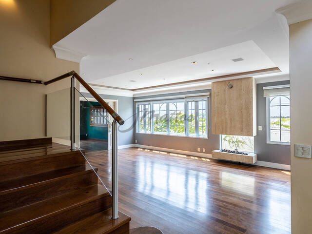 Casa para Venda em Santana de Parnaíba - 5