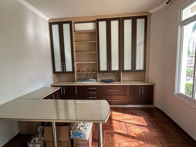 Casa para Venda em Santana de Parnaíba - 4