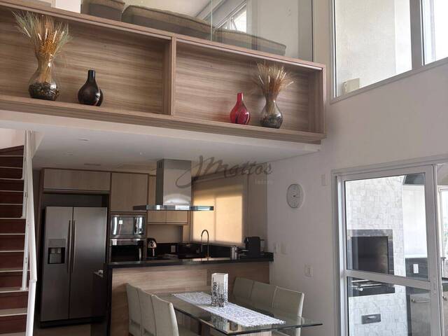 #160 - Apartamento para Venda em Santana de Parnaíba - SP