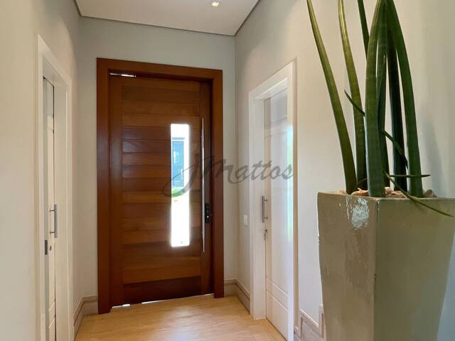 Casa para Venda em Santana de Parnaíba - 4