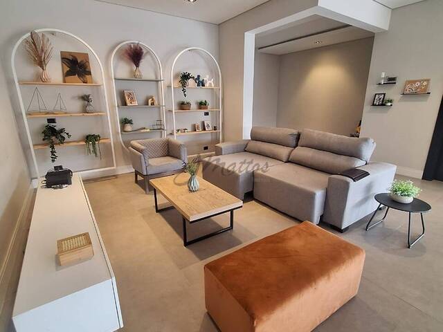 #171 - Casa para Venda em Santana de Parnaíba - SP