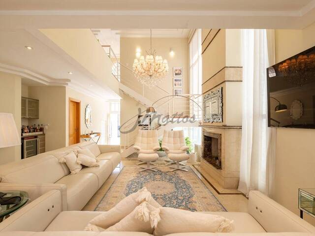 Casa para Venda em Santana de Parnaíba - 5