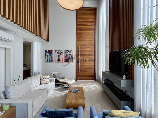 Casa para Venda em Santana de Parnaíba - 5